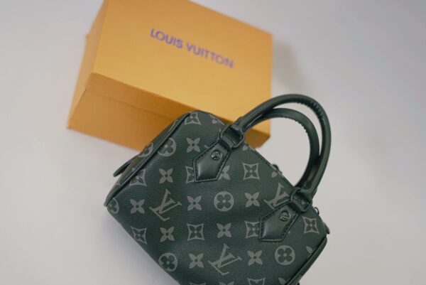 LV K270 - Image 2