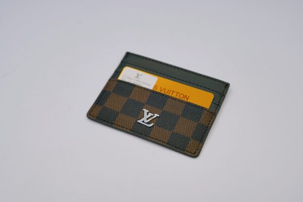 LV K232