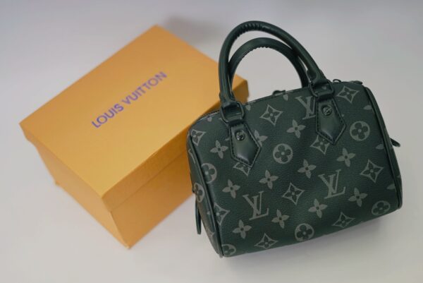 LV K270 - Image 4