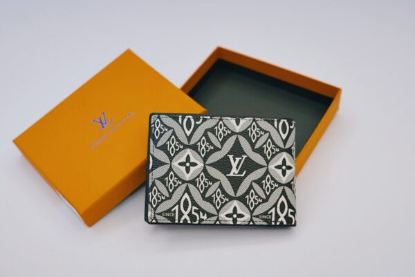 LV K228 - Image 2