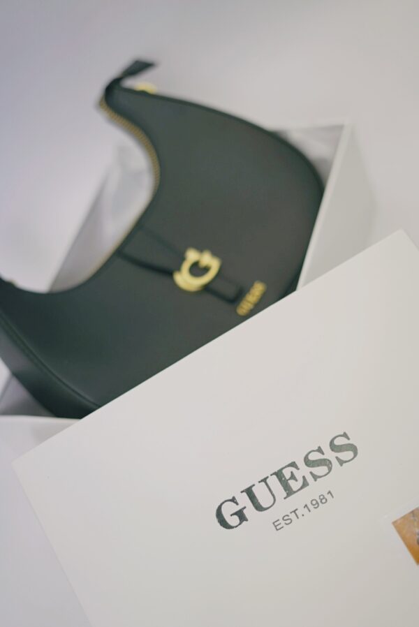 GUESS K273 - Image 4