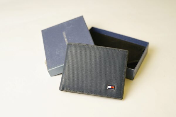 TOMMY K444 - Image 3