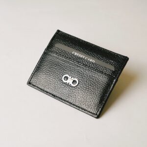 FERRAGAMO K404