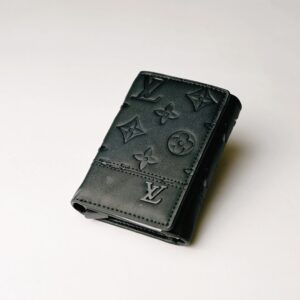 Louis Vuitton wallet K15