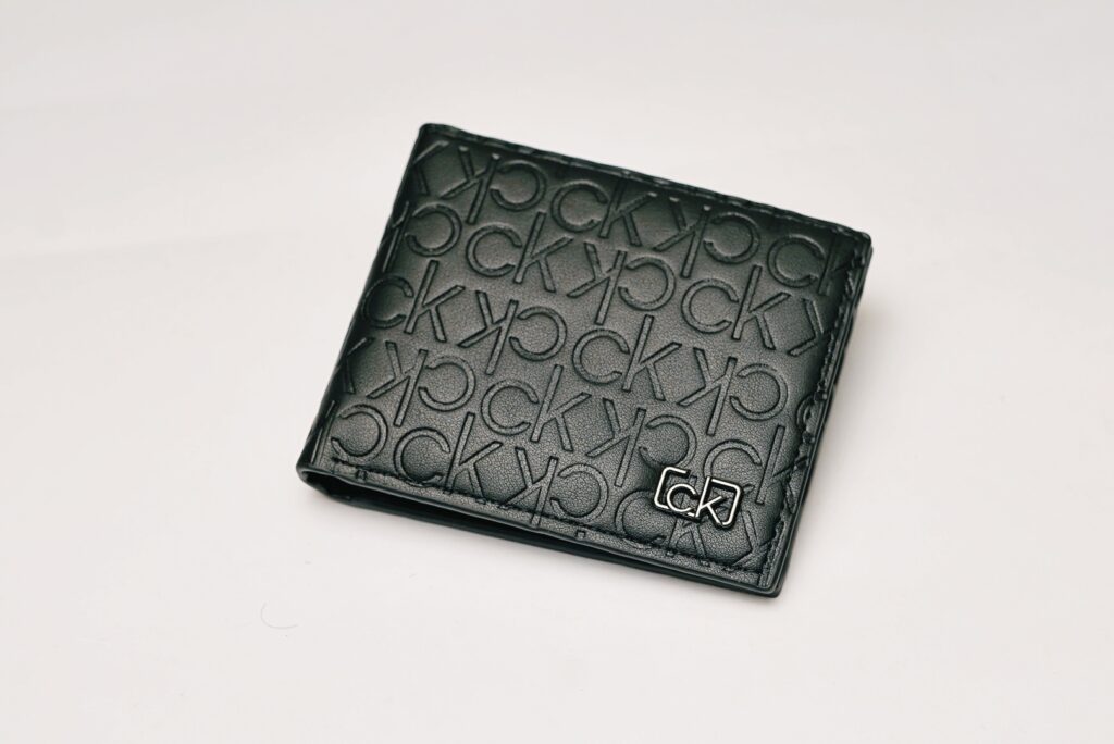 CK K596 WITH BOX AND BAG