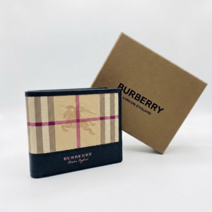 BURBERRY K715